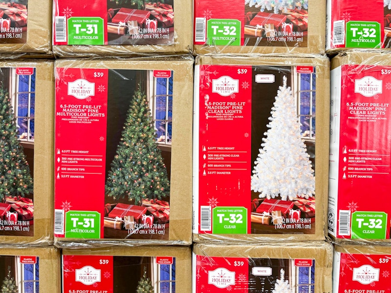 walmart-holiday-time-usd-39-christmas-tree