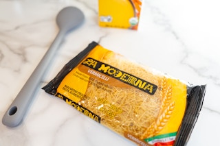 la moderna pasta on a table