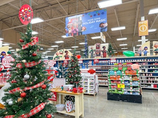 kroger-holiday-aisle-2