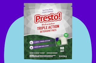 Amazon Brand - Presto! Triple Action Dishwasher Pacs, Fresh Scent, 90 Count on a blue background.