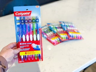 amazon colgate extra clean toothbrush 11 1645649150 1645649150
