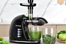 slow masticating juicer