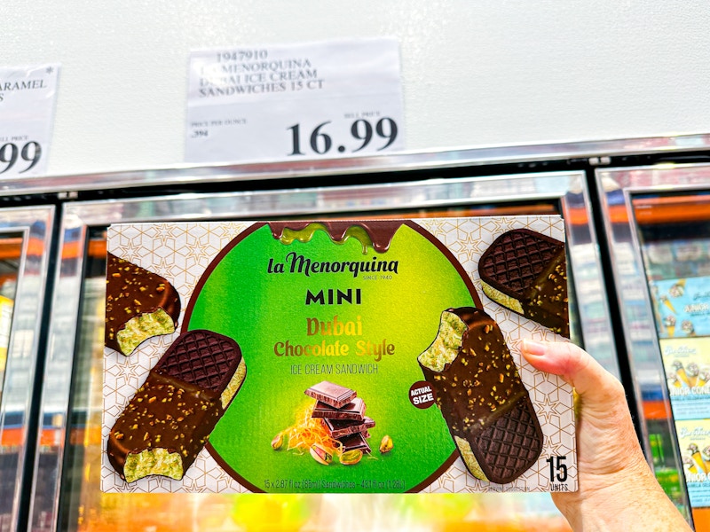 costco-dubai-ice-cream-sandwiches-2