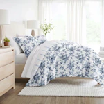 Cabbage Rose Reversible Comforter