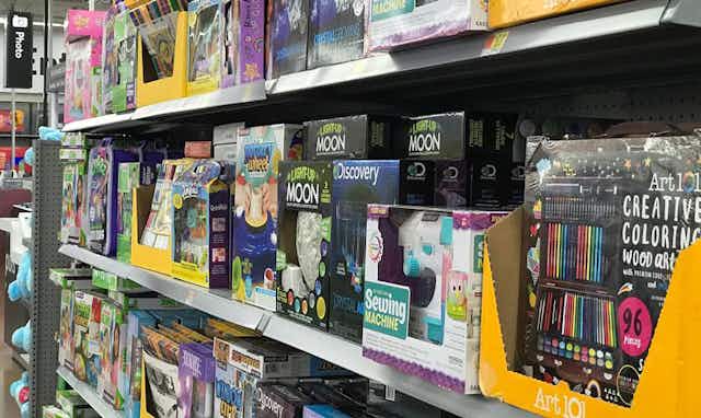 Sharpie Markers 60-Piece Gift Set, $25 at Walmart card image