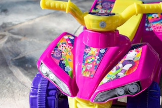 walmart build a bear quad outside