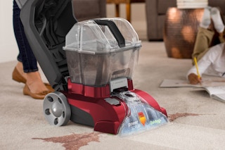 Close-up of the important part of the Hoover PowerScrub Deluxe Carpet Cleaner