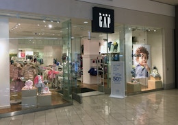 Here's a Free $15 to Spend at Gap.com