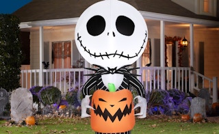 walmart-halloween-inflatable-clearance-102521-g