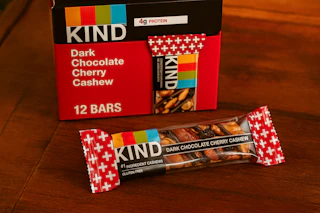 kind nut bars on table