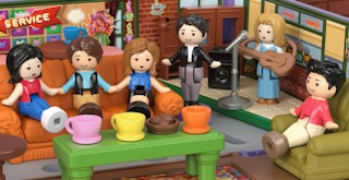 A close up on a part of the Polly Pocket Friends Compact Collectible play set