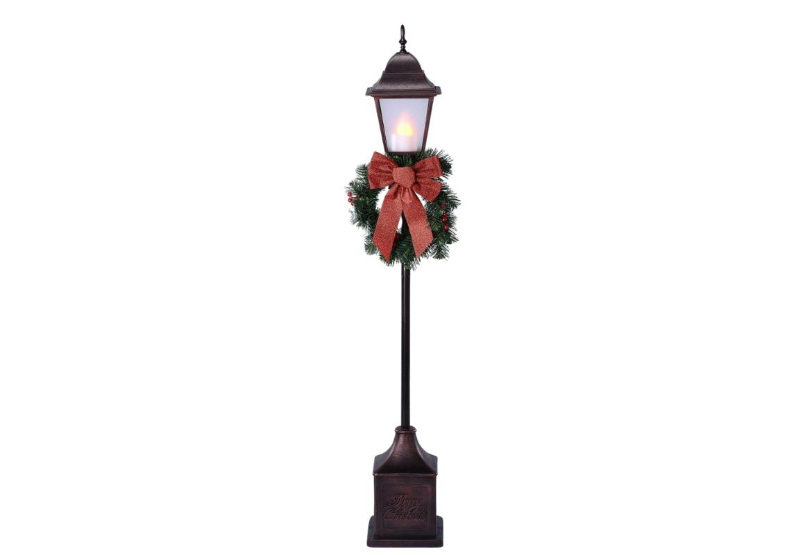 Holiday Time Lamp Post