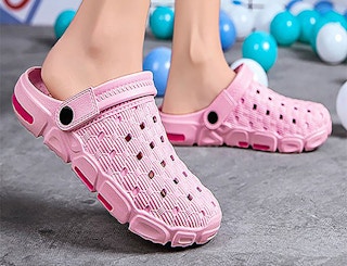 eva-clogs-zulily-1