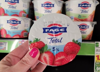 kroger fage total split cup 2022 sv 1642011303 1642011303