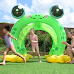 H2OGO! Froggy Fun Sprinkler Tunnel