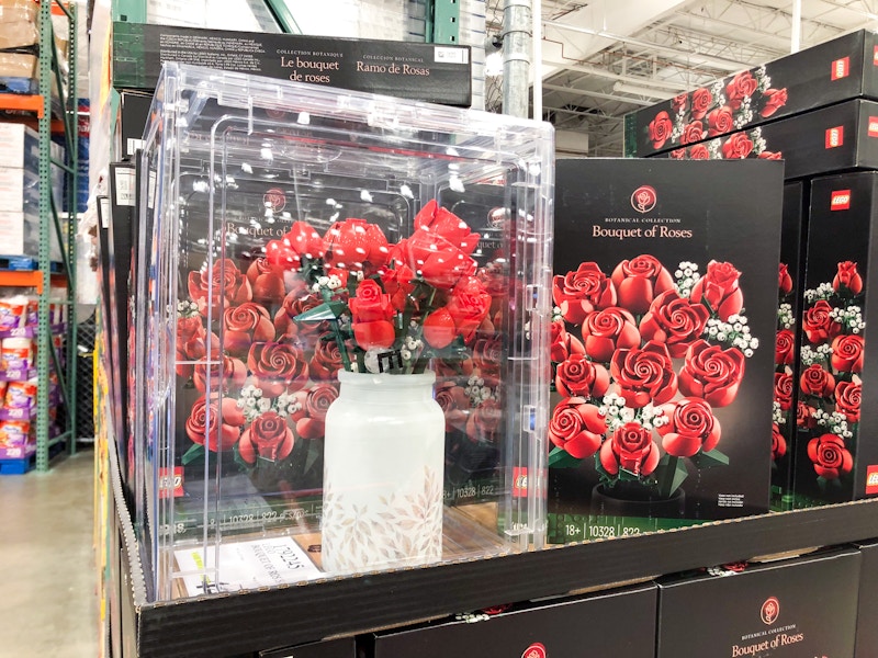 costco lego bouquet of roses 3