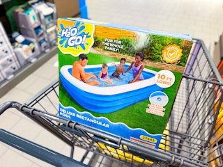 aldi-pool-052825-h2ogo-deluxe-rectangular-pool