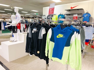 macys-nike-track-suit-boys-1