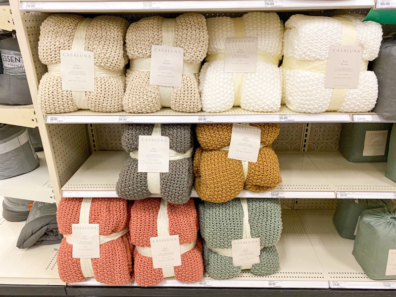 casaluna-blanket-target-2022