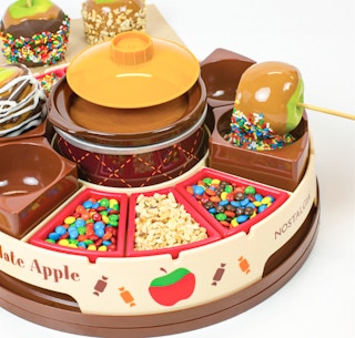 macys nostalgia lazy susan caramel apple fondue set a 2023 1674650802 1674650802