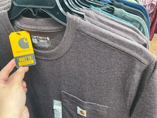 Carhartt Pocket T-Shirt Rack Close up