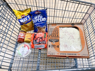 aldi game day post pizza chips hummus wings salsa queso in cart