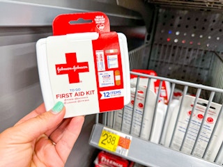 johnson-and-johnson-first-aid-travel-kit-walmart-3