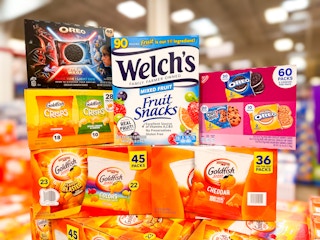 goldfish, welch's fruit snacks and more snacks