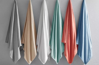 macys-home-design-fleece-blanket-1