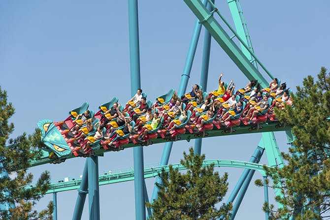 How to Save Big on Your Summer Amusement Park Trip
