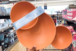 aldi cinco de mayo deal chip and dip tray handheld