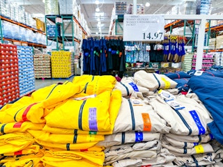 costco-clearance-tommy-hilfiger-windbreaker