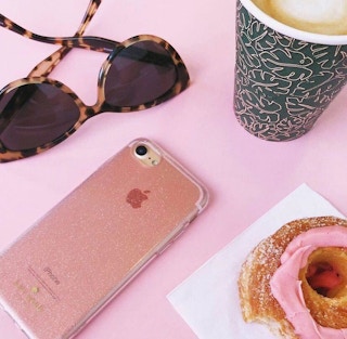 kate spade new york phone case lifestyle image 2022