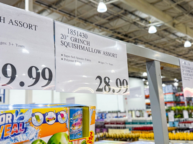costco-grinch-max-squishmallows-4