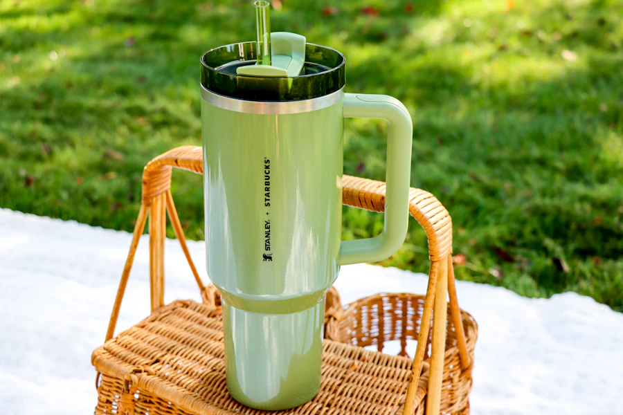 Starbucks Stanley Cup: 2024 Release Dates (New Fall Green Is Here for ...