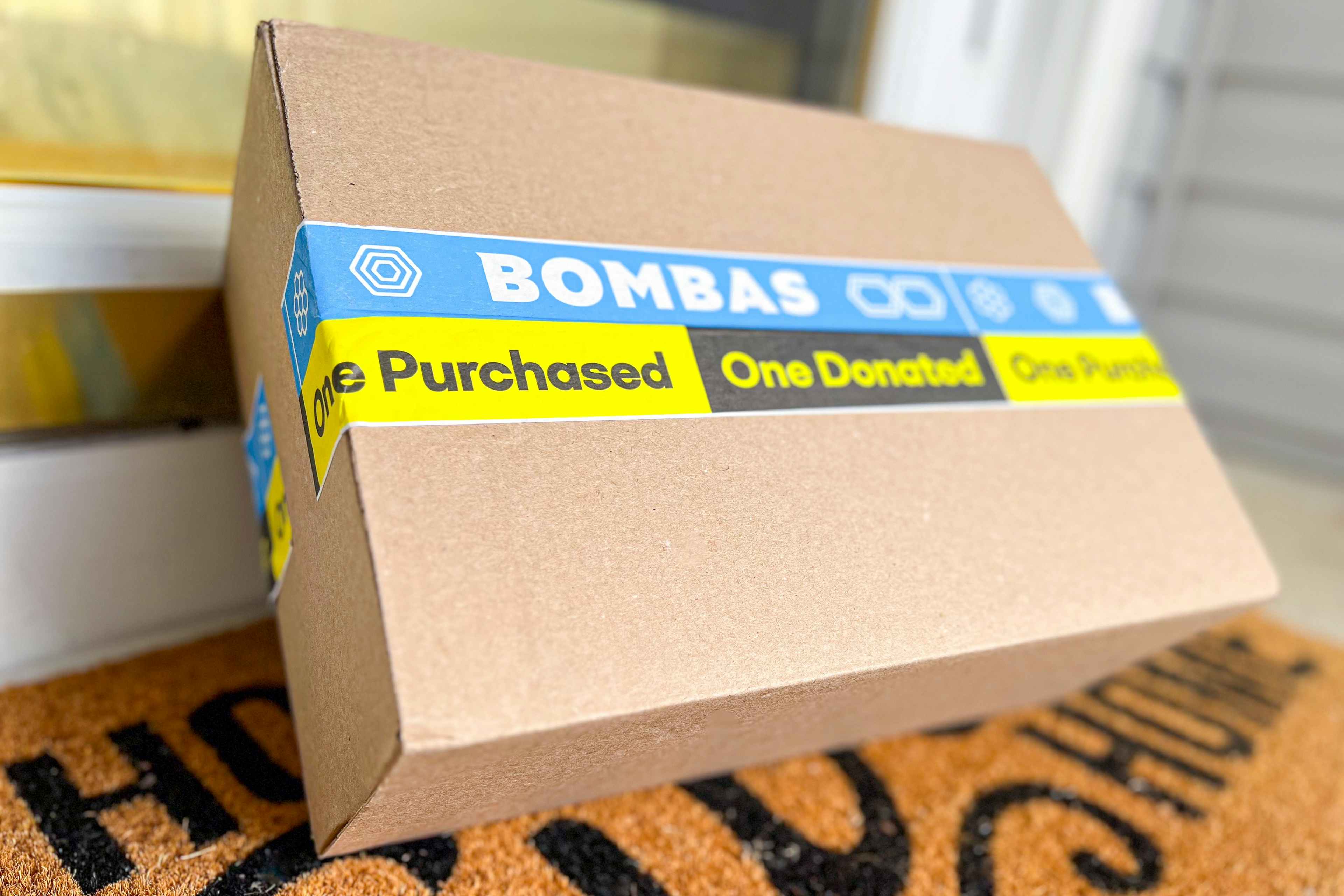 BOMBAS-box-front-porch-kcl-3