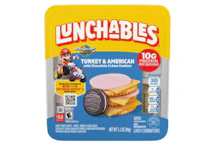 2 Lunchables Snack Kits
