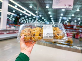costco-apple-strudel-
