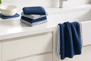 Target Room Essentials kitchen towel set