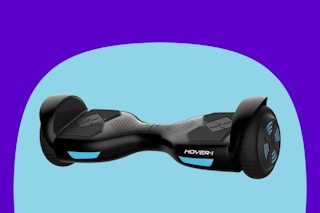 Stock image of the Hover-1 board (black & blue)