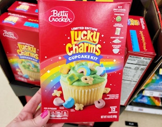kroger lucky charms cupcakes 2023 sv 1678970239 1678970239