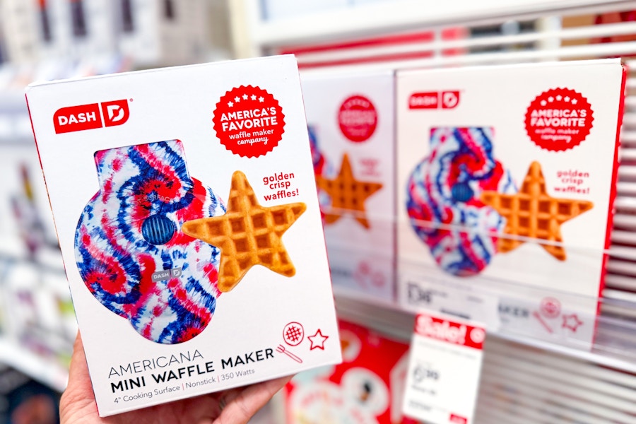 dash-americana-waffle-makers-target1