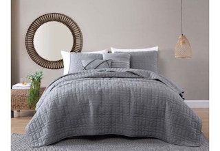 zulily quilt set 1677595038 1677595038