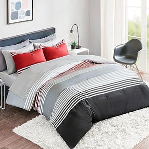 Comfort Spaces Queen Bed Set