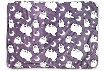 Halloween Pattern Ghost Blanket