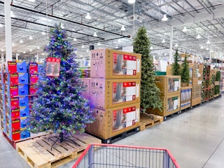 costco-holiday-christmas-trees