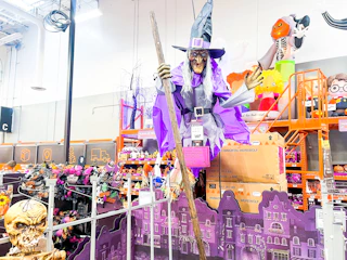 home depot animated 12 foot witch a 2022 1 1664291435 1664291435