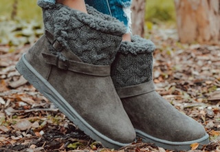 zulily-muk-luks-gray-boots-jan-2023