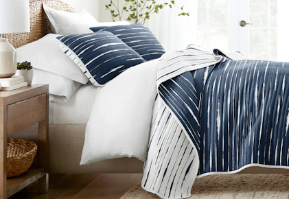 Linens & Hutch Quilt Set