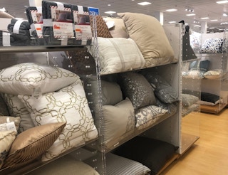 jcpenney throw decorative pillow 021819a 1550515841